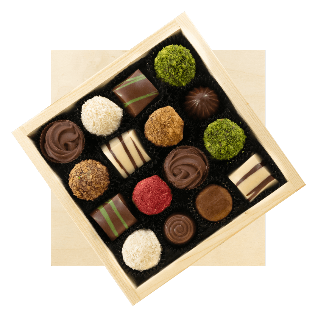 Houten geschenkdoos met 16 pralines en truffels