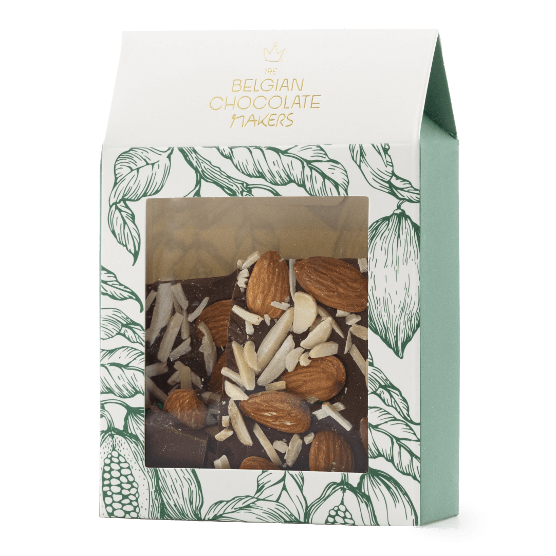 Gebroken melkchocoladerepen met amandel